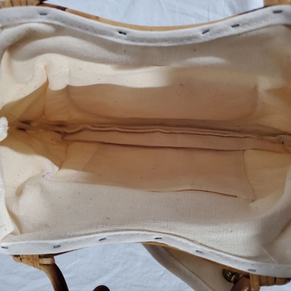 Ladies hand bag Eyelet pattern 12" long x 7" tall - Picture 3 of 5